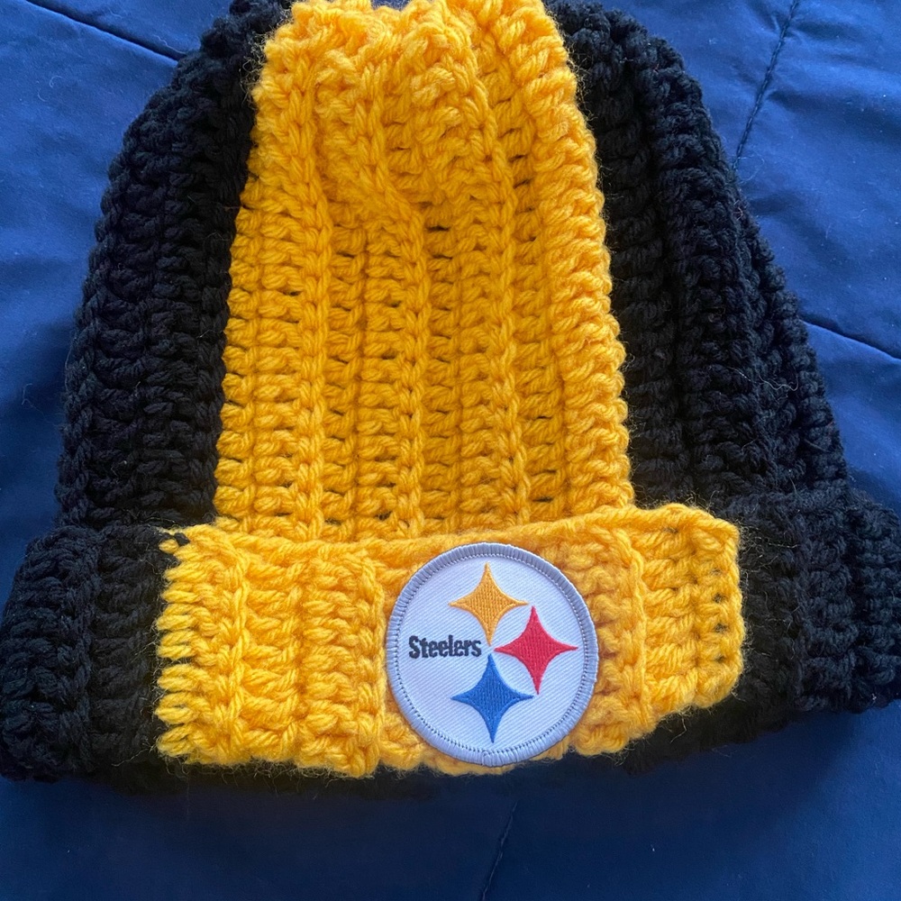 Team Beanies - Picture 15 of 16